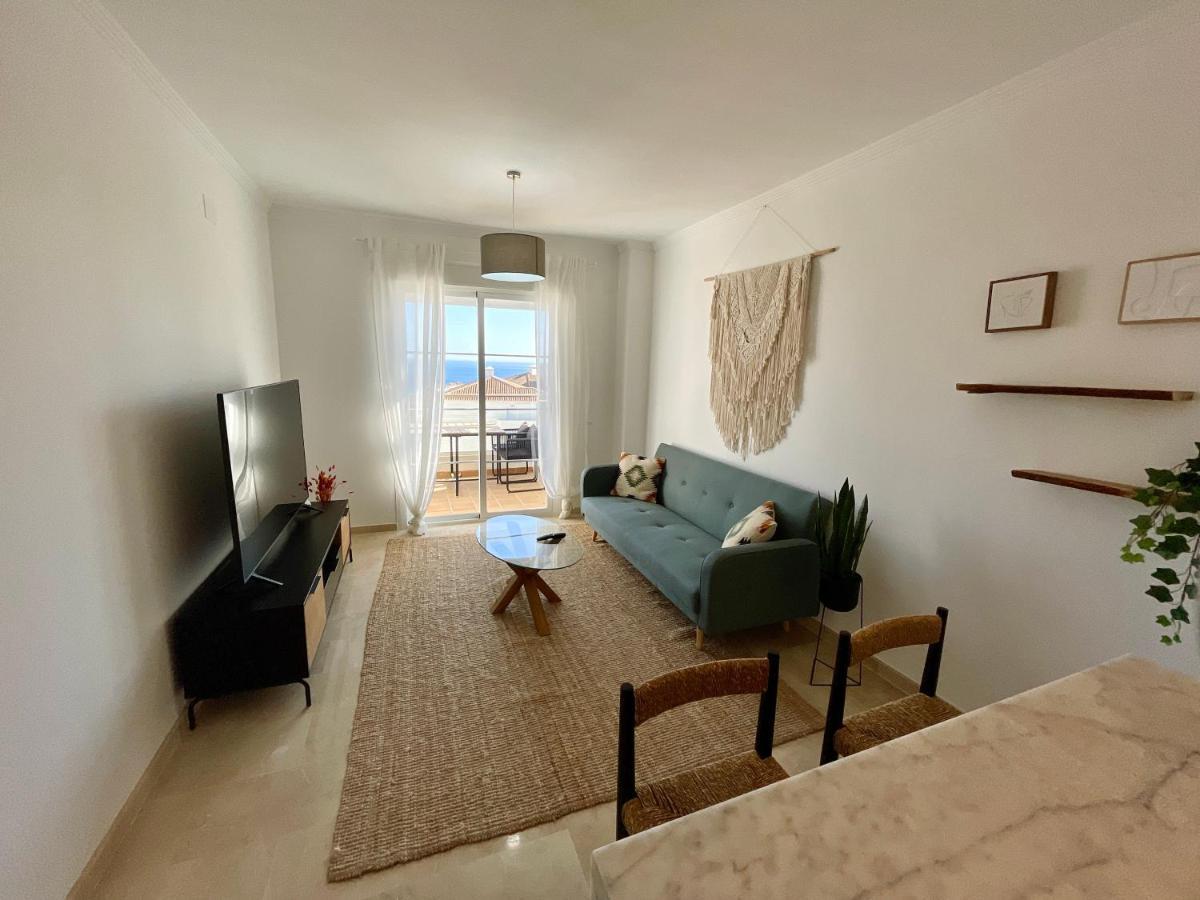 Hill Sea View Apartment Manilva Exteriér fotografie